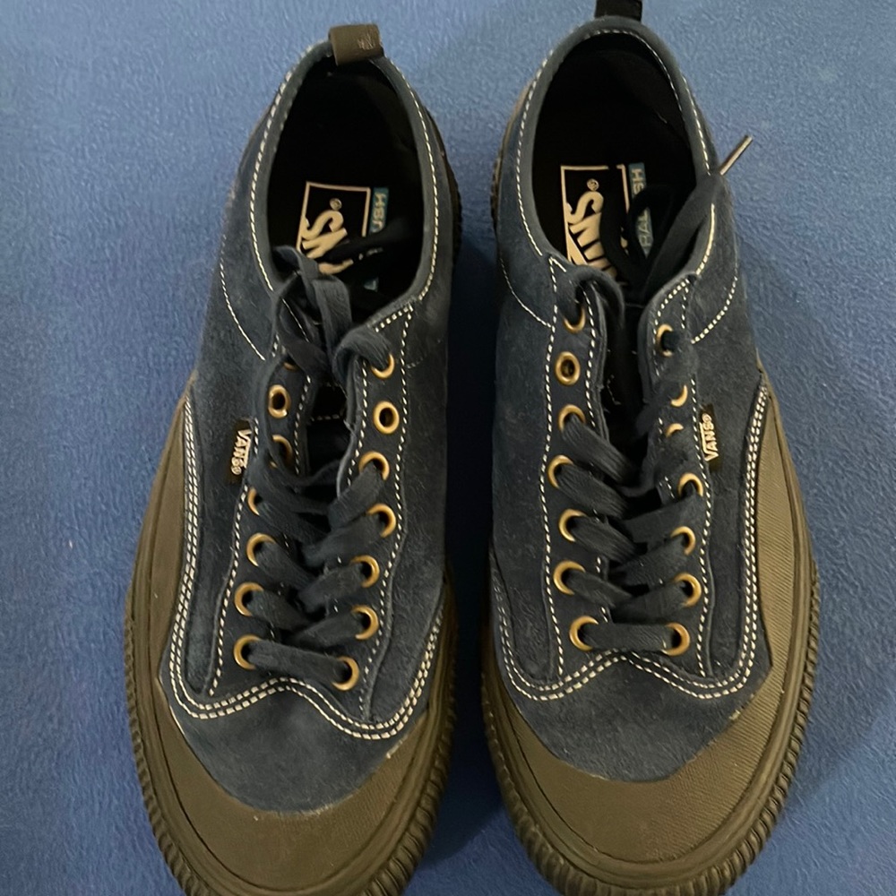 Vans skate shoes size 9